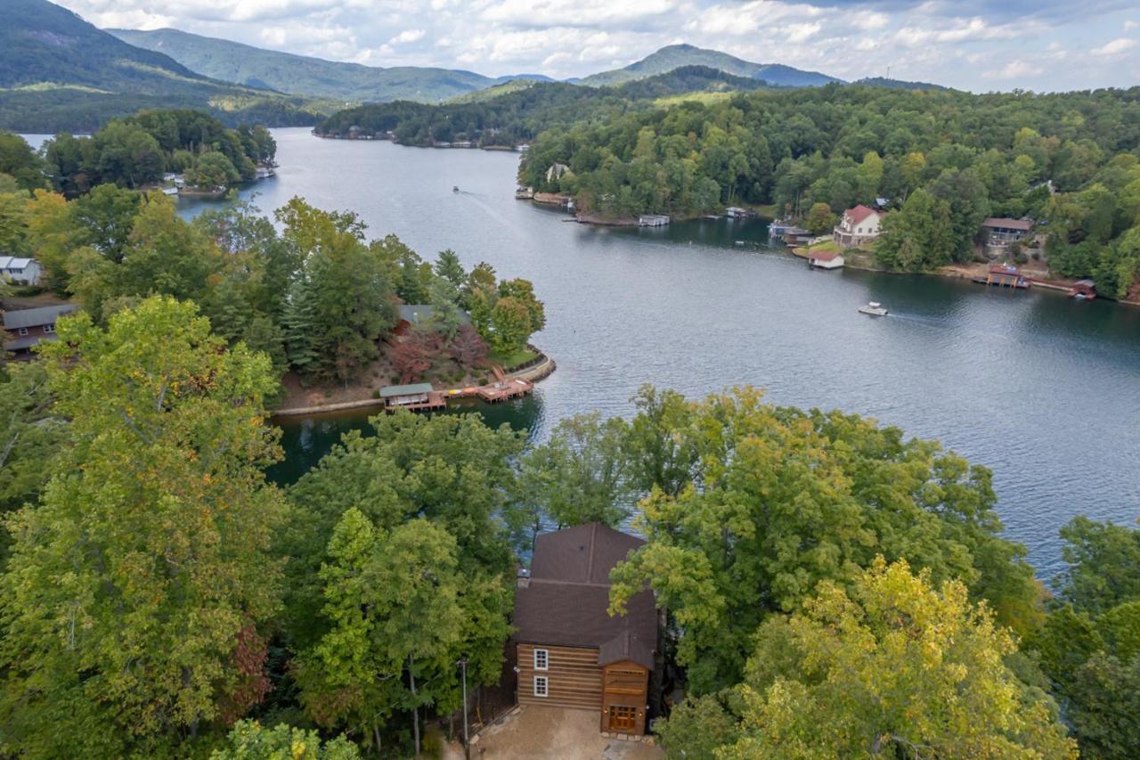 Russell'S Fort At White Oak Point: Historical Cabin On Lake Lure, Luxury, Direct Lake Access! Villa Exteriör bild