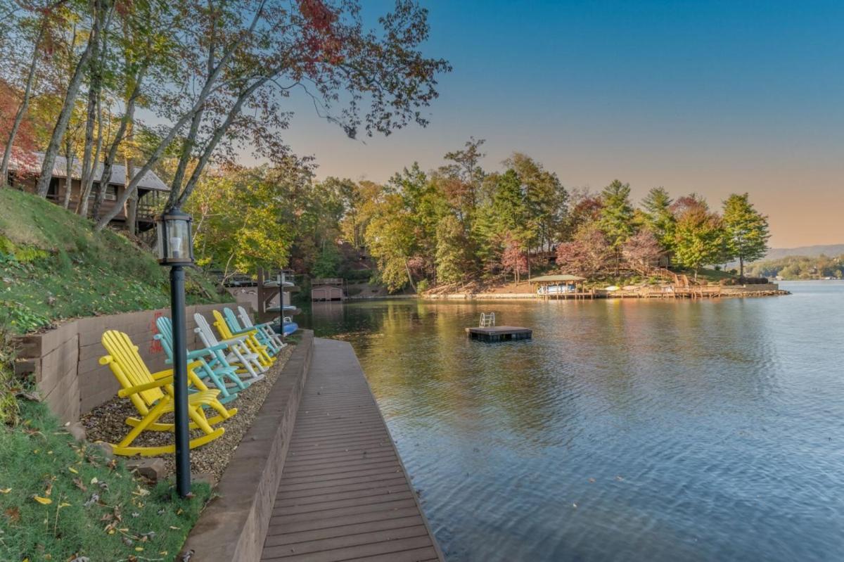 Russell'S Fort At White Oak Point: Historical Cabin On Lake Lure, Luxury, Direct Lake Access! Villa Exteriör bild