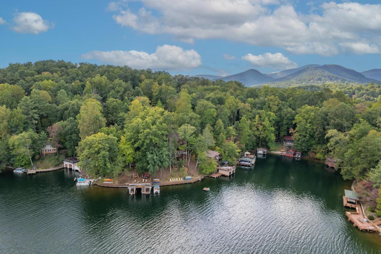 Russell'S Fort At White Oak Point: Historical Cabin On Lake Lure, Luxury, Direct Lake Access! Villa Exteriör bild